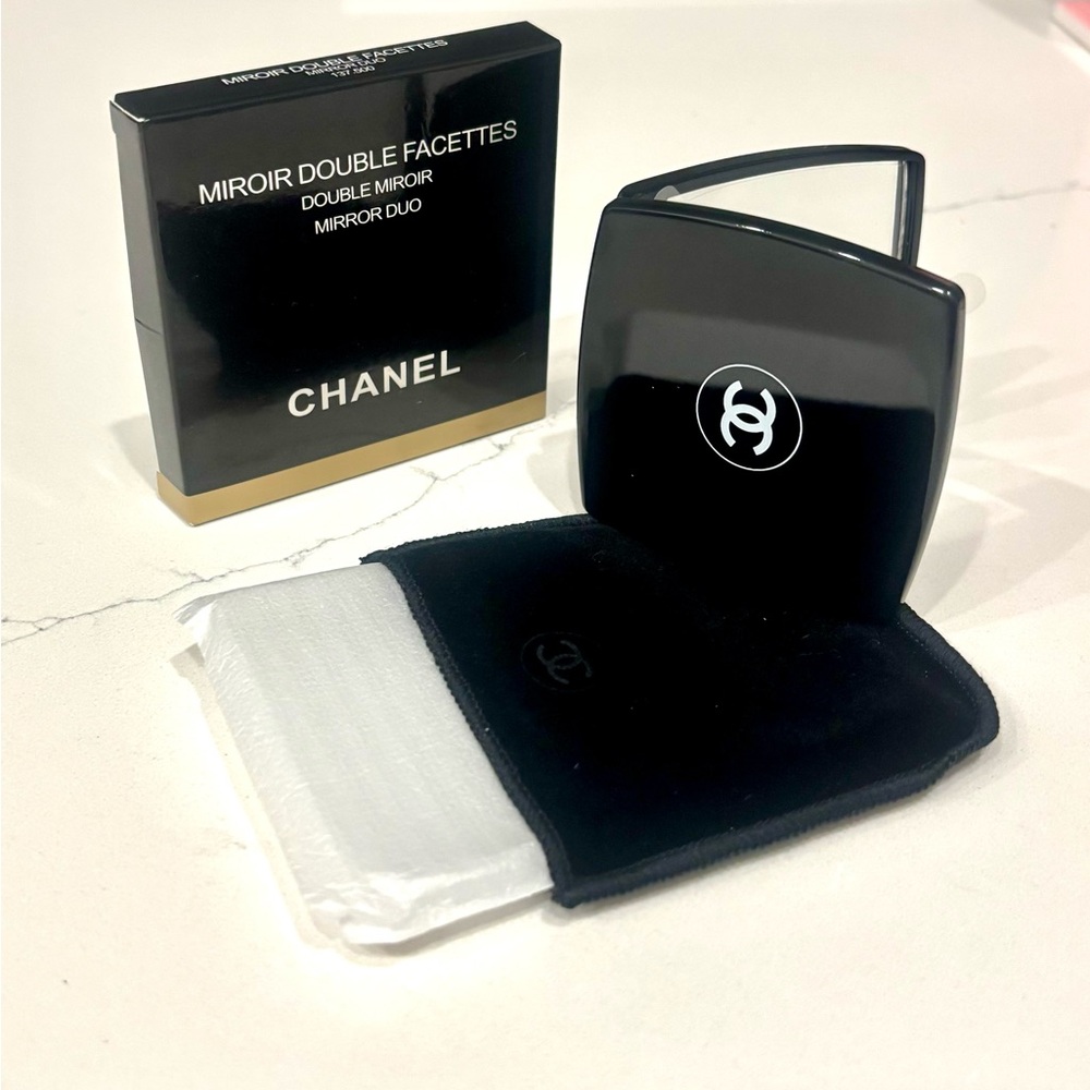 CHANEL Black Mirror Duo Facettes